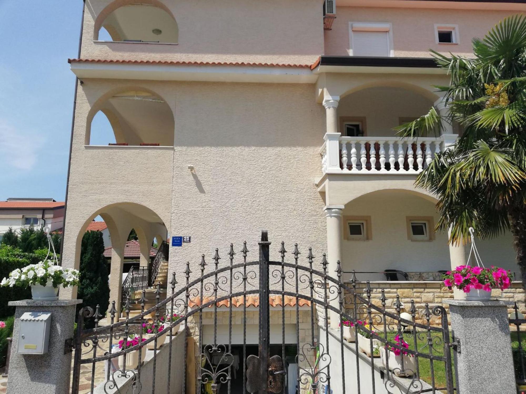 Apartments Rose Poreč Exterior foto